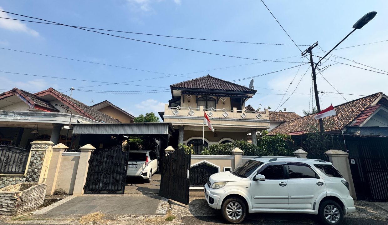 DIJUAL RUMAH JALAN MASKAREBET PALEMBANG (1)