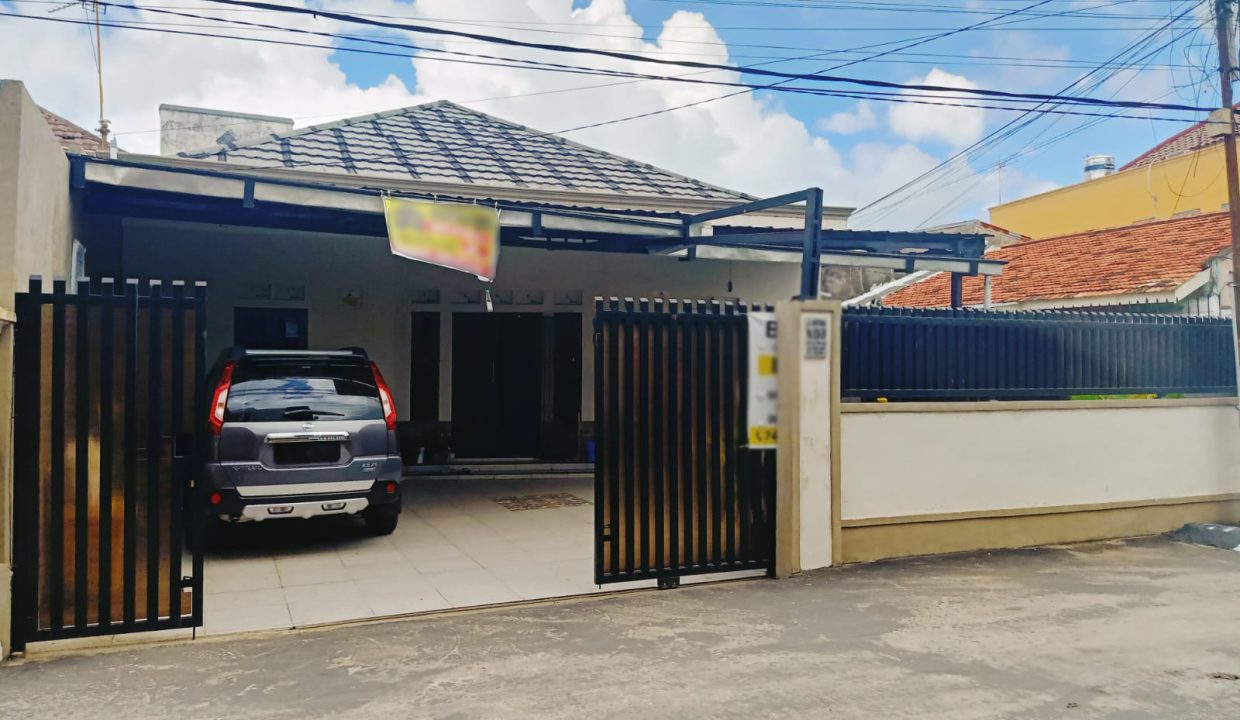 DIJUAL RUMAH JALAN NATUNA RIVAI PALEMBANG (1).jpeg