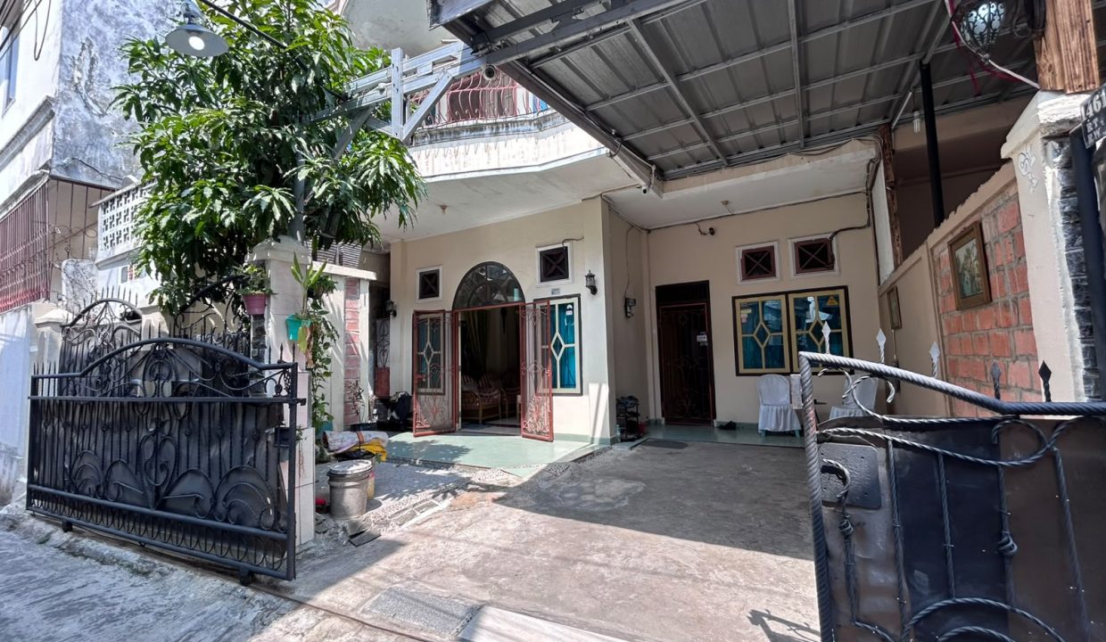 DIJUAL RUMAH JALAN RADIAL PALEMBANG (0,5)