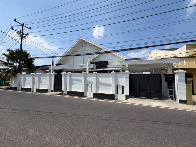 DIJUAL RUMAH JALAN SERUNI BUKIT PALEMBANG (1,9)