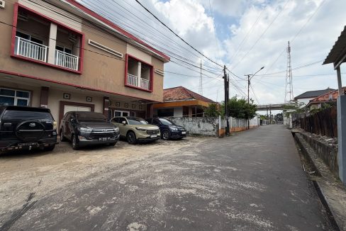 DIJUAL RUMAH + KOST 12 PINTU JALAN ANGKATAN 45 PALEMBANG (1)
