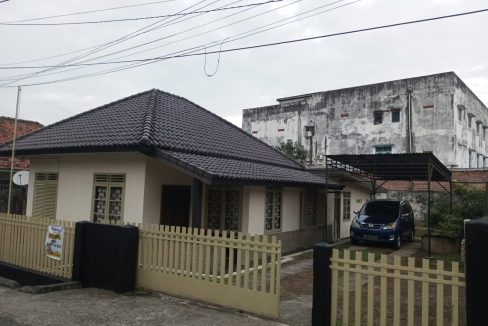 DIJUAL RUMAH LETNAN HADIN PALEMBANG (1)
