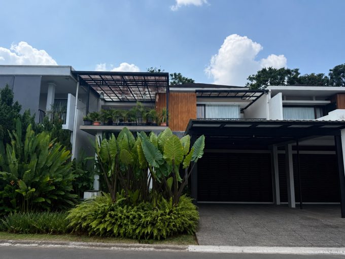 DIJUAL RUMAH MEWAH ORCHARD PARK PALEMBANG (0,2)