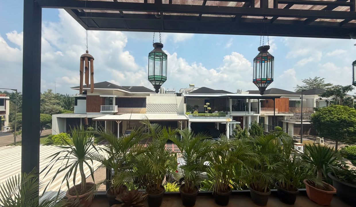 DIJUAL RUMAH MEWAH ORCHARD PARK PALEMBANG (10)
