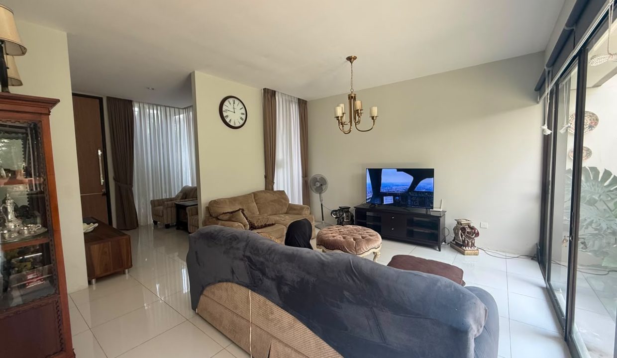 DIJUAL RUMAH MEWAH ORCHARD PARK PALEMBANG (13)