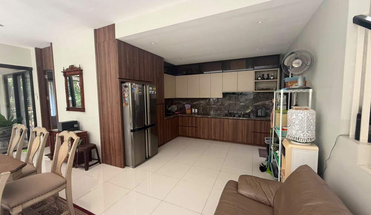 DIJUAL RUMAH MEWAH ORCHARD PARK PALEMBANG (24)