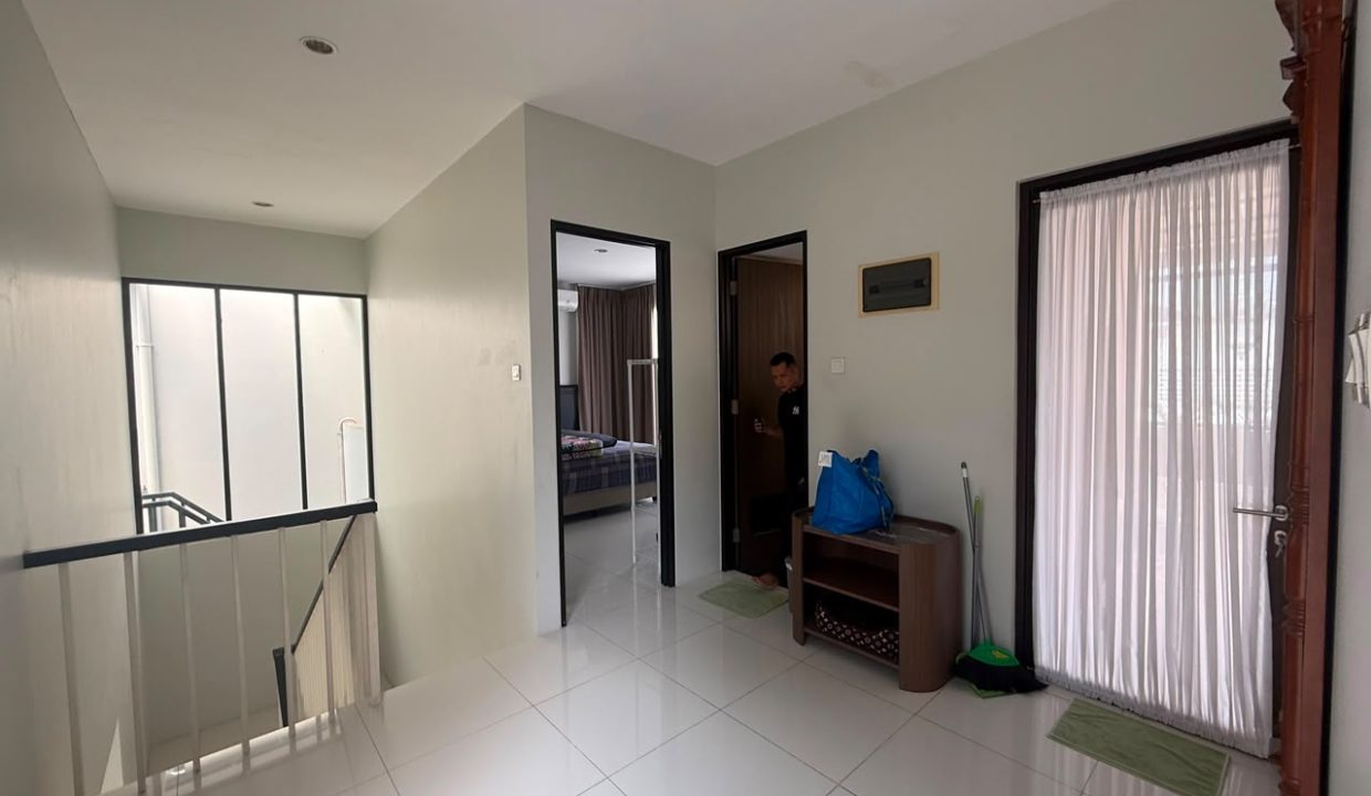 DIJUAL RUMAH MEWAH ORCHARD PARK PALEMBANG (3)