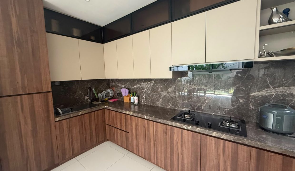 DIJUAL RUMAH MEWAH ORCHARD PARK PALEMBANG (4)