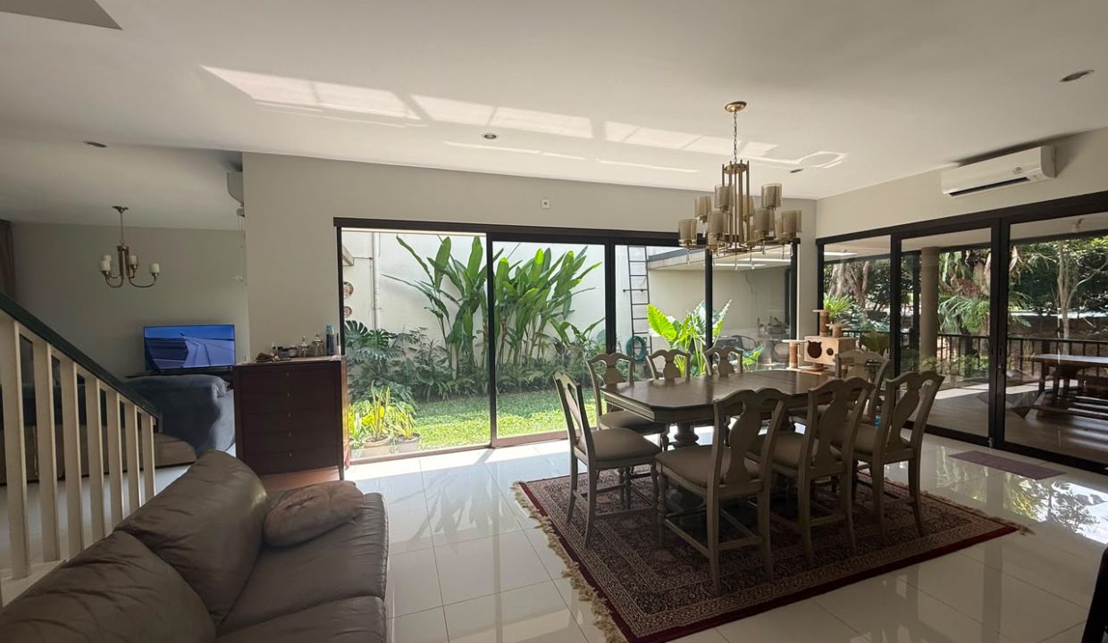 DIJUAL RUMAH MEWAH ORCHARD PARK PALEMBANG (9)