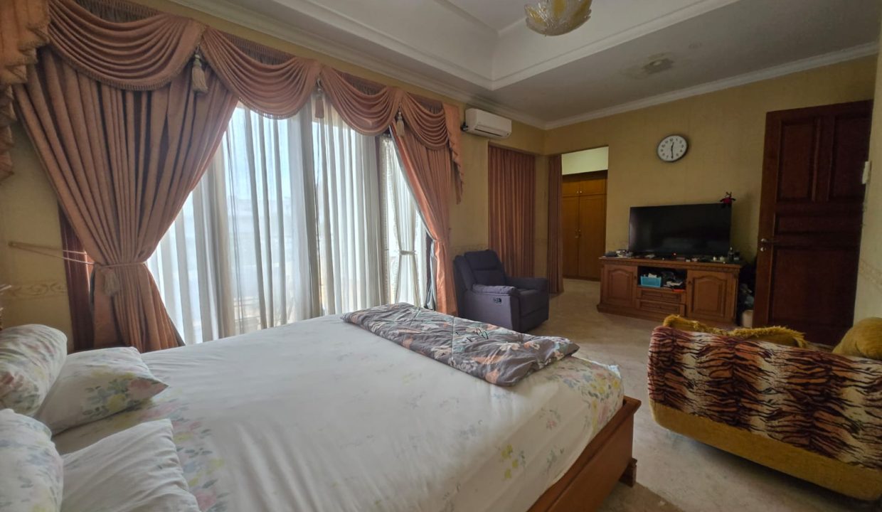 DIJUAL RUMAH MEWAH RESIDEN ABDUL ROZAK PALEMBANG (9)