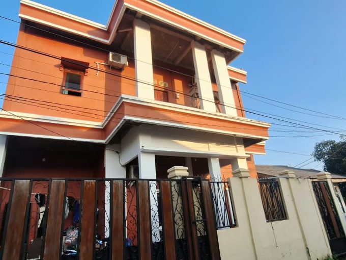 DIJUAL RUMAH PERUM OPI PNS JAKABARING PALEMBANG (1)