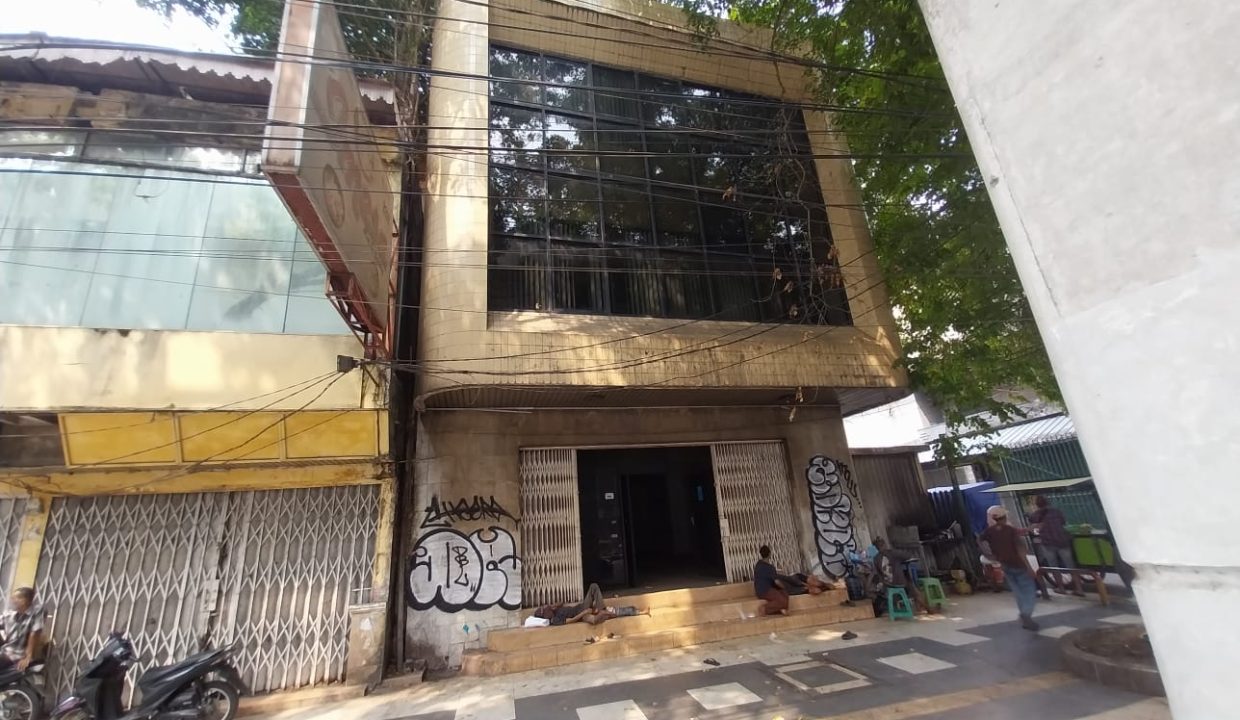 DIJUAL GEDUNG JALAN JENDERAL SUDIRMAN PALEMBANG