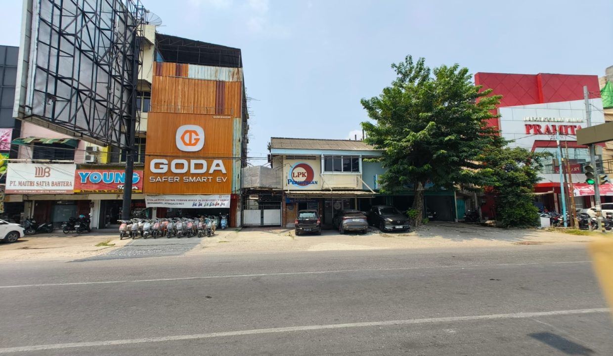 DIJUAL LAHAN USAHA JALAN VETERAN PALEMBANG (0,7)