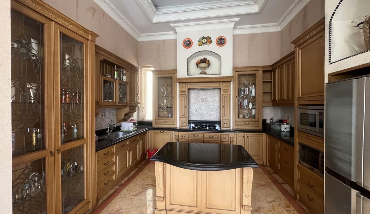 DIJUAL RUMAH MEWAH KEMANG JAKARTA SELATAN (11)