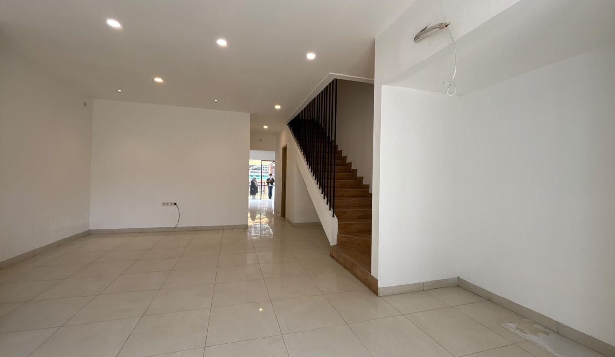 DIJUAL TOWNHOUSE DEMPO PALEMBANG (13)