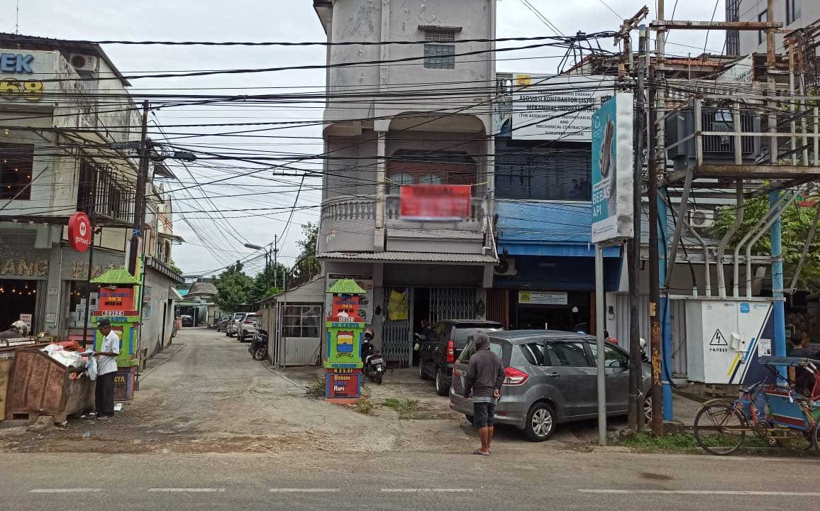 Ruko Jalan kapren A rivai (1)