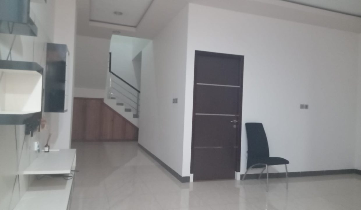SEWA RUMAH JALAN CENDRAWASIH RAJAWALI PALEMBANG (10)