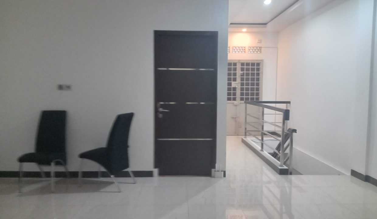 SEWA RUMAH JALAN CENDRAWASIH RAJAWALI PALEMBANG (11)