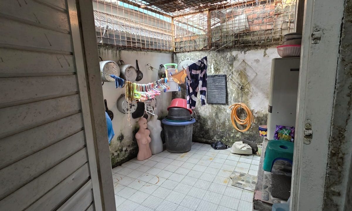 DIJUAL RUMAH JALAN NATUNA KAPTEN A RIVAI PALEMBANG (4)
