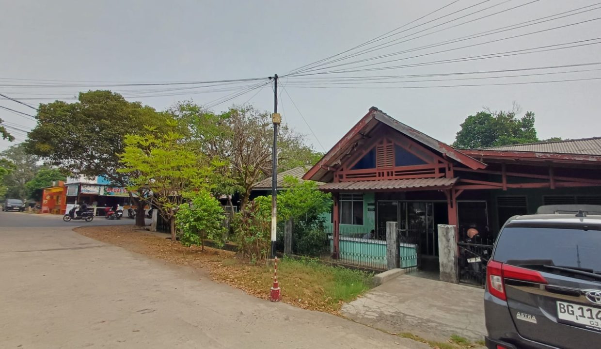 DIJUAL RUMAH JALAN POM KAMPUS (1)