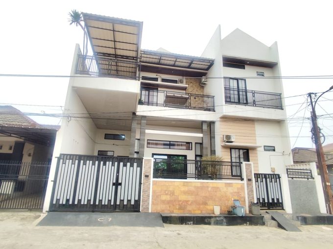 DIJUAL RUMAH MEWAH PERINDUSTRIAN KM 7 PALEMBANG (1)