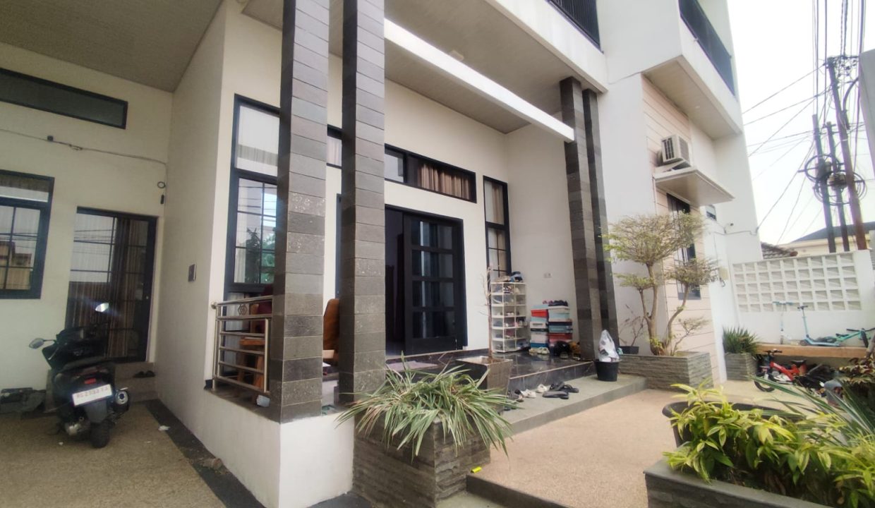 DIJUAL RUMAH MEWAH PERINDUSTRIAN KM 7 PALEMBANG (3)