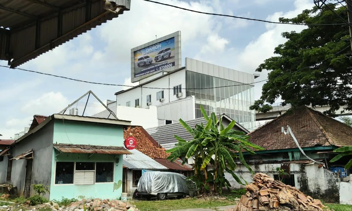 RUKO SIMPANG POLDA (2)