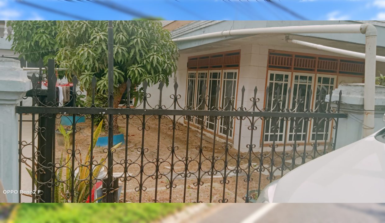 RUMAH JALAN NATUNA (4)